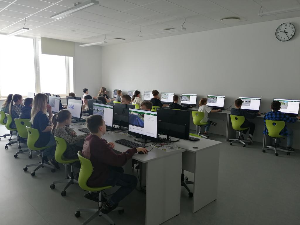 Mācāmies un iegūstam velosipēda vadītāja apliecību savā skolā
